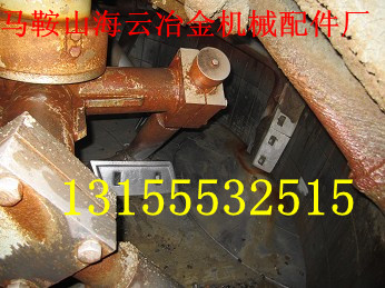 科尼樂3000立式混凝土攪拌機(jī)側(cè)刮刀、耐磨底襯板、圍板