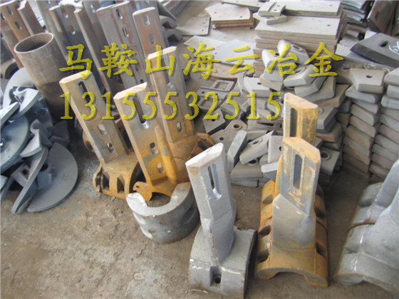 特價(jià)供應(yīng)三一重工90站右攪拌臂、60站高鉻合金側(cè)刮刀、成套配件