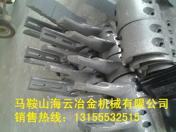 現(xiàn)貨出售三一重工攪拌機(jī)配件、3000左右攪拌臂、3方兩側(cè)襯板